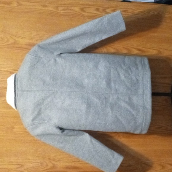 Old Navy Gray Winter Coat Size 8. Partial Wool Lining. - Picture 2 of 11